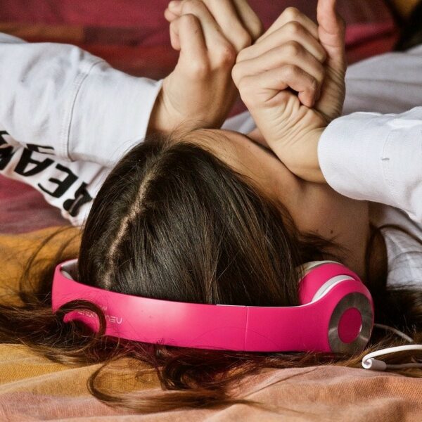 girl gabf8e85df 1280