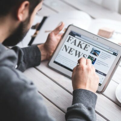 fake news gffcfb9fe6 1280
